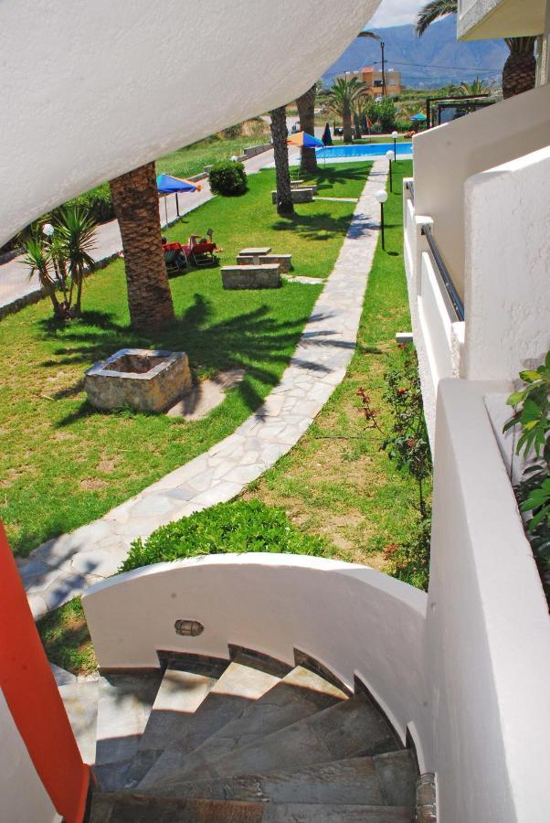 Ermioni Hotel Paralia Kourna Exteriér fotografie