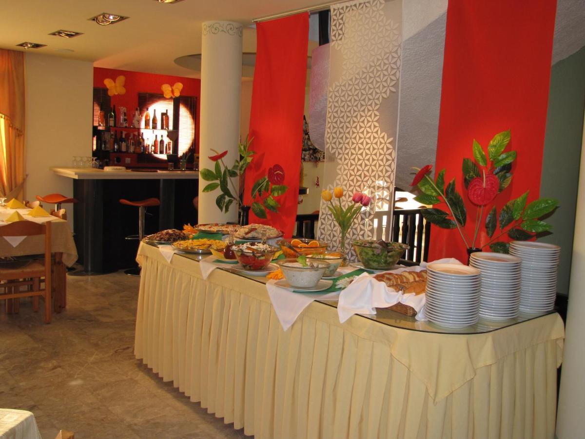 Ermioni Hotel Paralia Kourna Exteriér fotografie